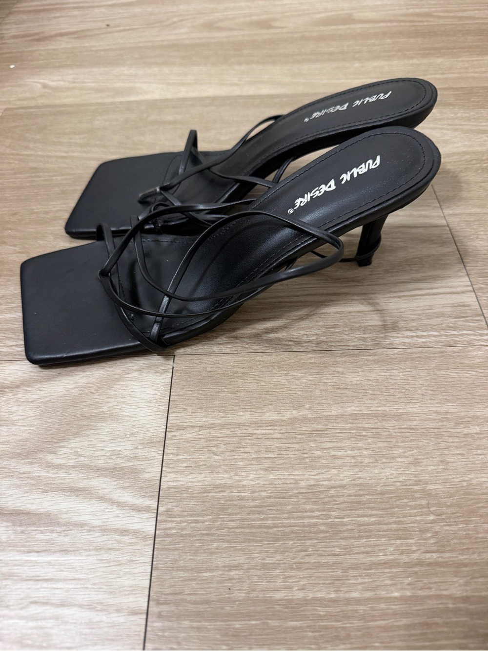 Public Desire Black Minimalist Square-Toe Heeled Sandals